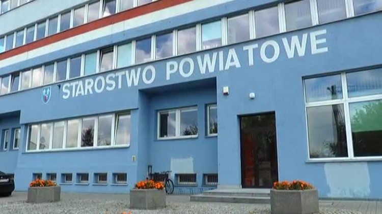 08192016_powiat_przeprowadzka_starostwo2.mp4