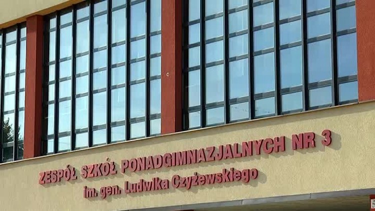 10032016_powiat_erasmus2.mp4