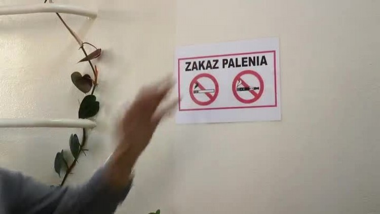 11252016_sanepid_epapierosy_zakaz2.mp4