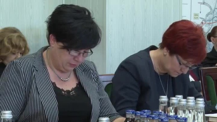 02032017_gmina_reforma_edukacji2.mp4