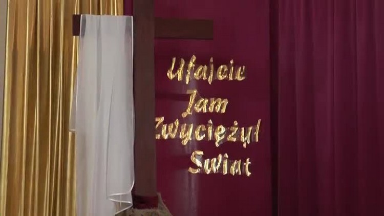 04142017_tradycja_wielkanocna_zyczenia2.mp4