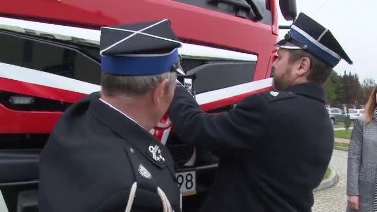 05052017_gmina_woz_strazacki_dobrzelow2.mp4