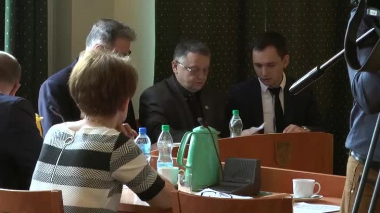 05082017_powiat_sesja_odwolanie_starosty2.mp4