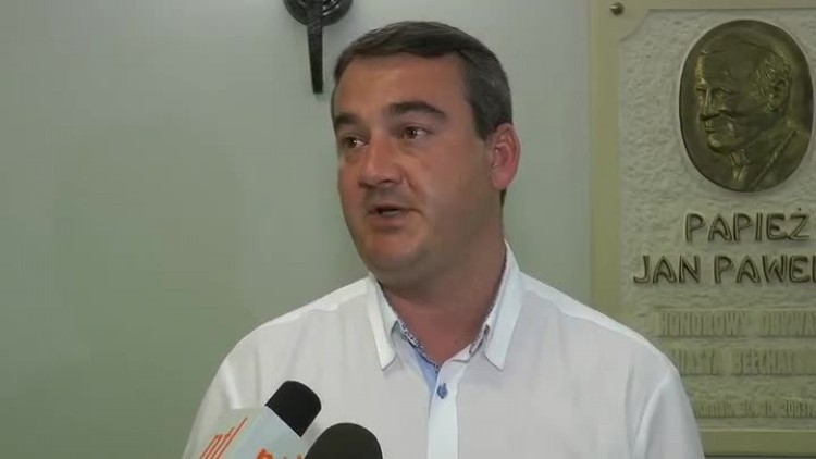 06302017_miasto_sesja_pgm_trawniki2.mp4