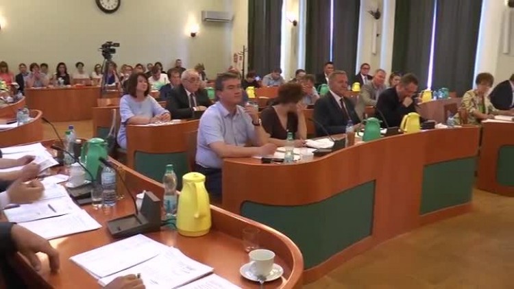 06302017_powiat_sesja_starosta_absolutorium2.mp4