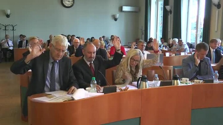 09012017_miasto_sesja_zmiany_nazw_ulic2.mp4