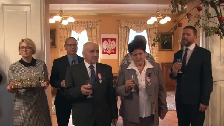 10252017_gmina_zlote_gody_mlynarczykowie2.mp4