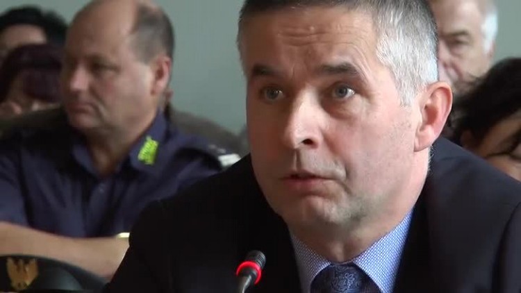 10302017_miasto_sesja_pec_bkppt_budynek_oskarzenia_korupcja2.mp4