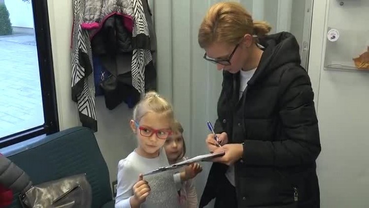 11082017_miasto_badania_dzieci_nowotwory_mcdonalds2.mp4