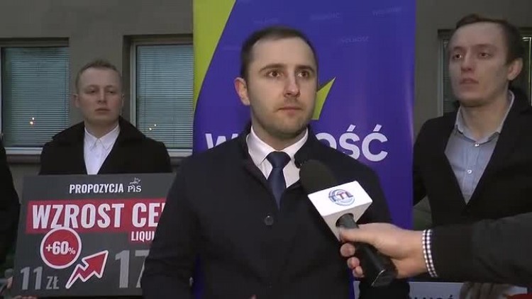 11102017_partia_wolnosc_protest_epapierosy2.mp4