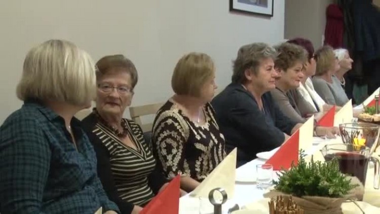 11132017_gmina_dzien_seniora_kurnos2.mp4