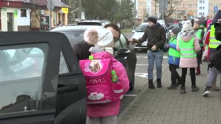 11272017_sp1_akcja_zatoczka_kiss_ride2.mp4