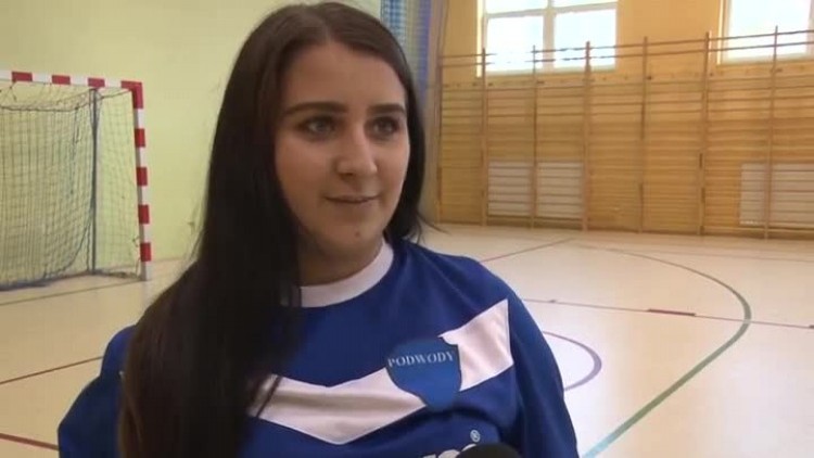 12152017_gmina_siatkowka_kobiet2.mp4