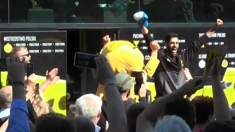 05092018_skra_mistrz_przyjazd2.mp4