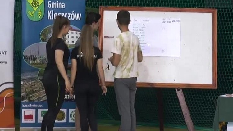 05112018_policja_szkoly_powiatowy_puchar_komendanta2.mp4