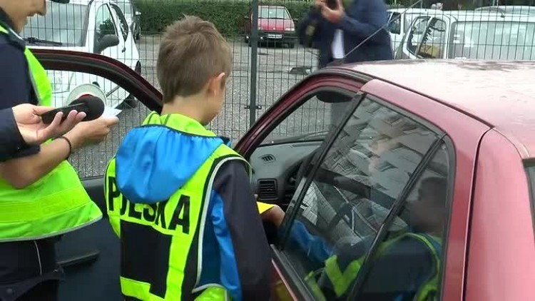 06292018_policja_mundial_akcja_zolta_kartka2.mp4