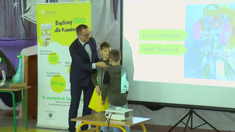 12202019_kamiensk_fbserwis_konkurs_smieciaki_final.mp4