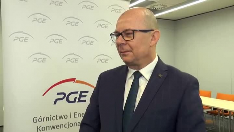 12172019_pge_farma_fotowoltaiczna.mp4