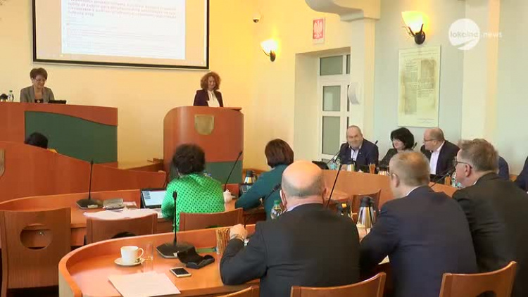 02042020_powiat_sesja.mp4