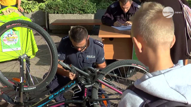 09232020_miasto_policja_znakowanie_rowerow.mp4