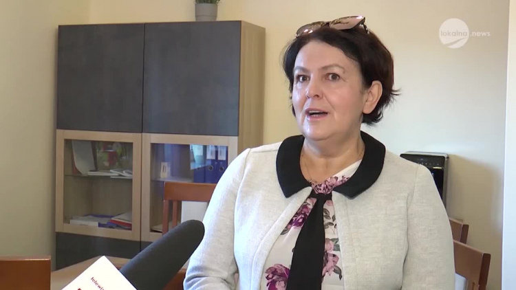 06102020_wielgomlyny_azbest_dyktynska.mp4