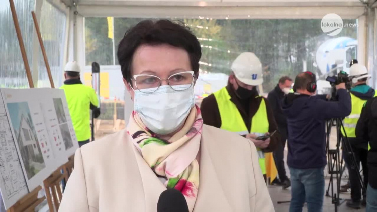 11022020_newseria_ladzice_mieszkania.mp4