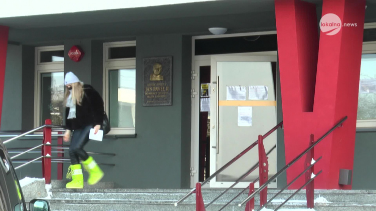 18012021-dotacje-klubysportowe-marcinkowska.mp4