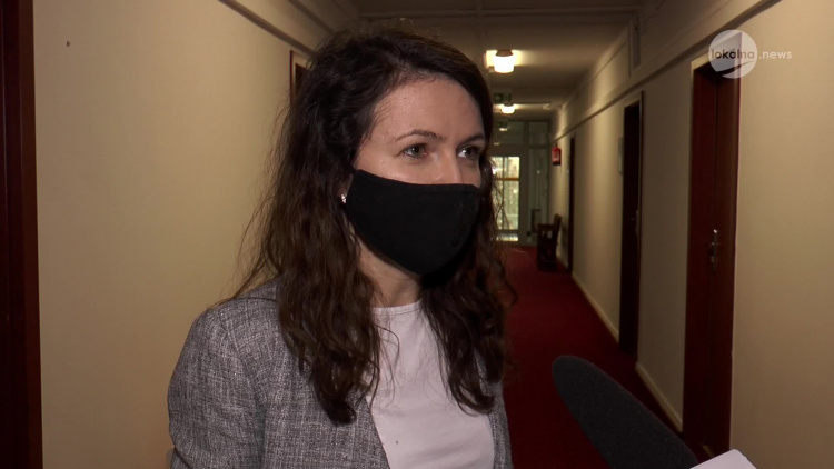 14042021-um-maseczki-turowska.mp4