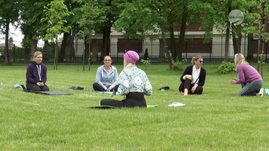 29052021-mamusiowe-asany-kociniak-gajzler.mp4