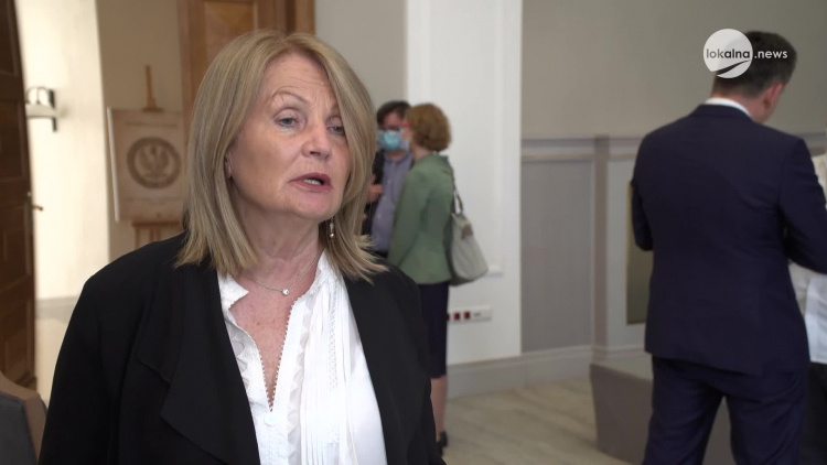 210714-newseria-finanse-publiczne.mp4