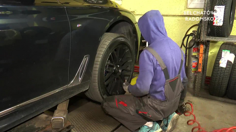 17112021-zmiana-opon-kaczor-www.mp4