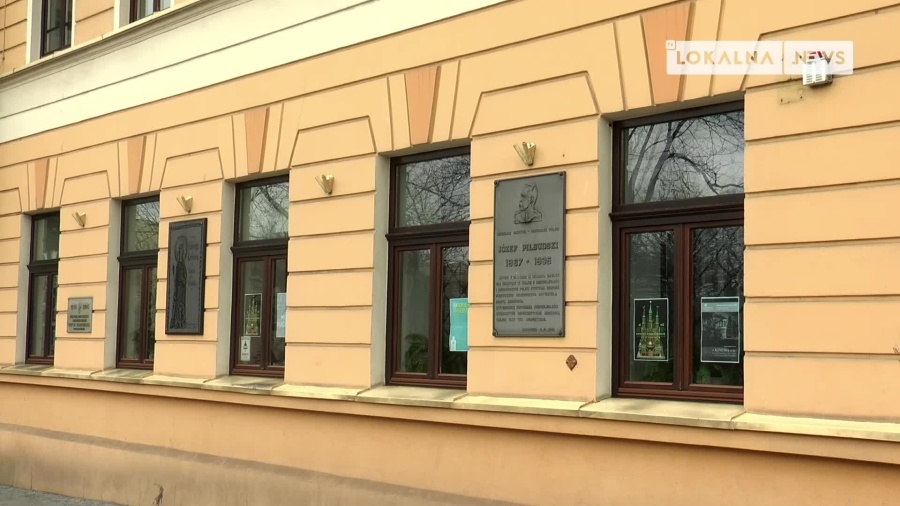 08022022-muzeum-radomsko-ferie-www.mp4