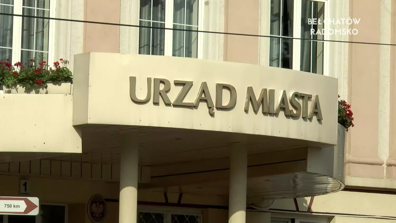 25082022-stypendia-zasilki-uczniowie.mp4