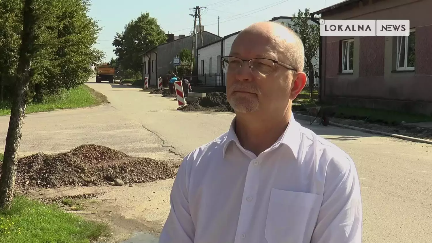 26082022-remont-drogi-kamiensk-www.mp4