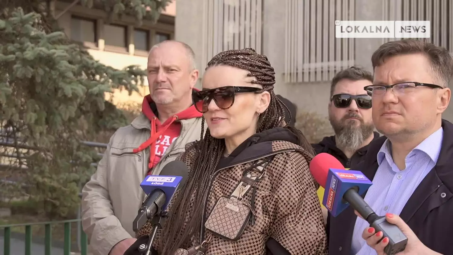 24032023-zlozenie-podpisow-wsreferendum-www.mp4