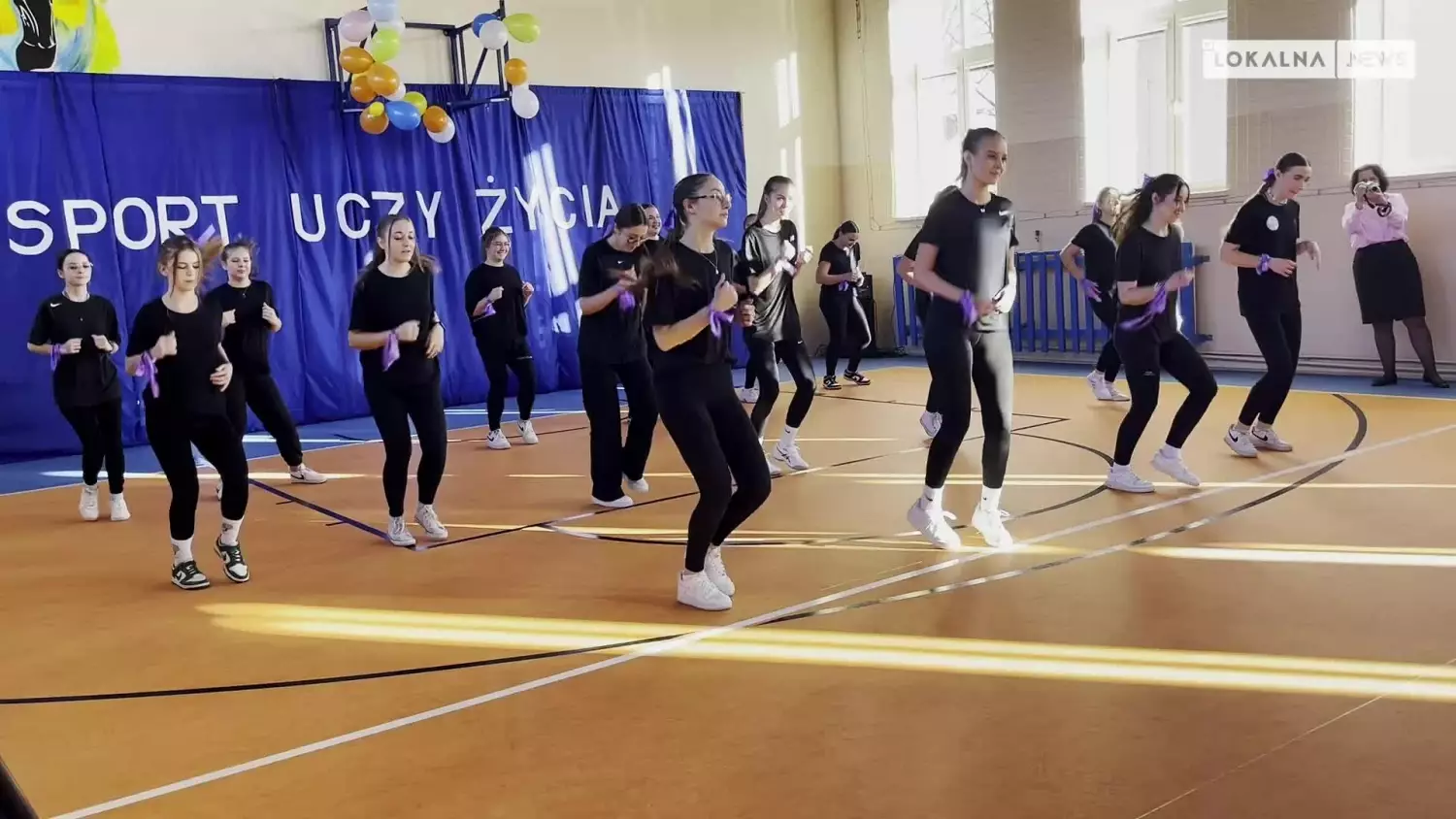 news-rad-071123-nowa-podloga-przedborz-www.mp4