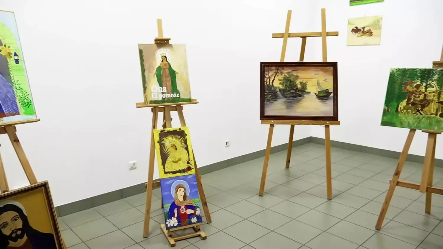 news-bel-141123-wystawa-koprowski-www.mp4