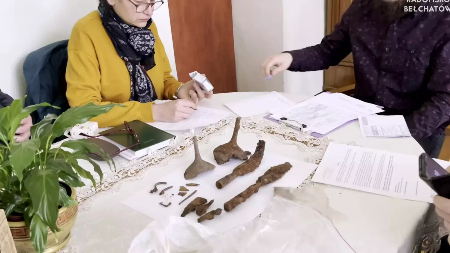 news-rad-160224-przekazanie-artefaktu-www.mp4